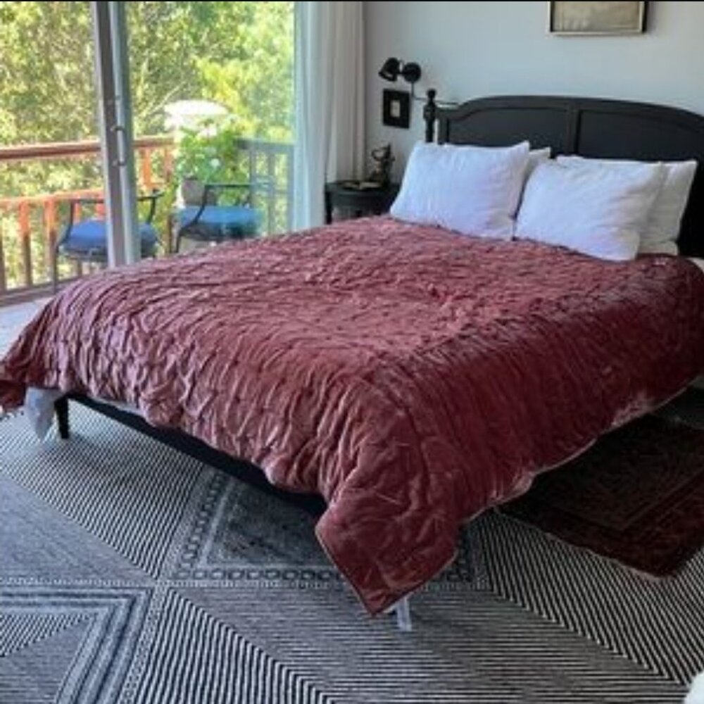 West Elm Quilt Crushed Velvet Tack Stitch Pink Grapefruit Queen